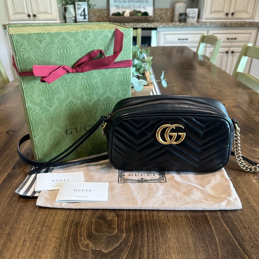 Gucci GG Marmont quilted chevron camera bag, organizer, box, dust bag EUC Small - Picture 4 of 16